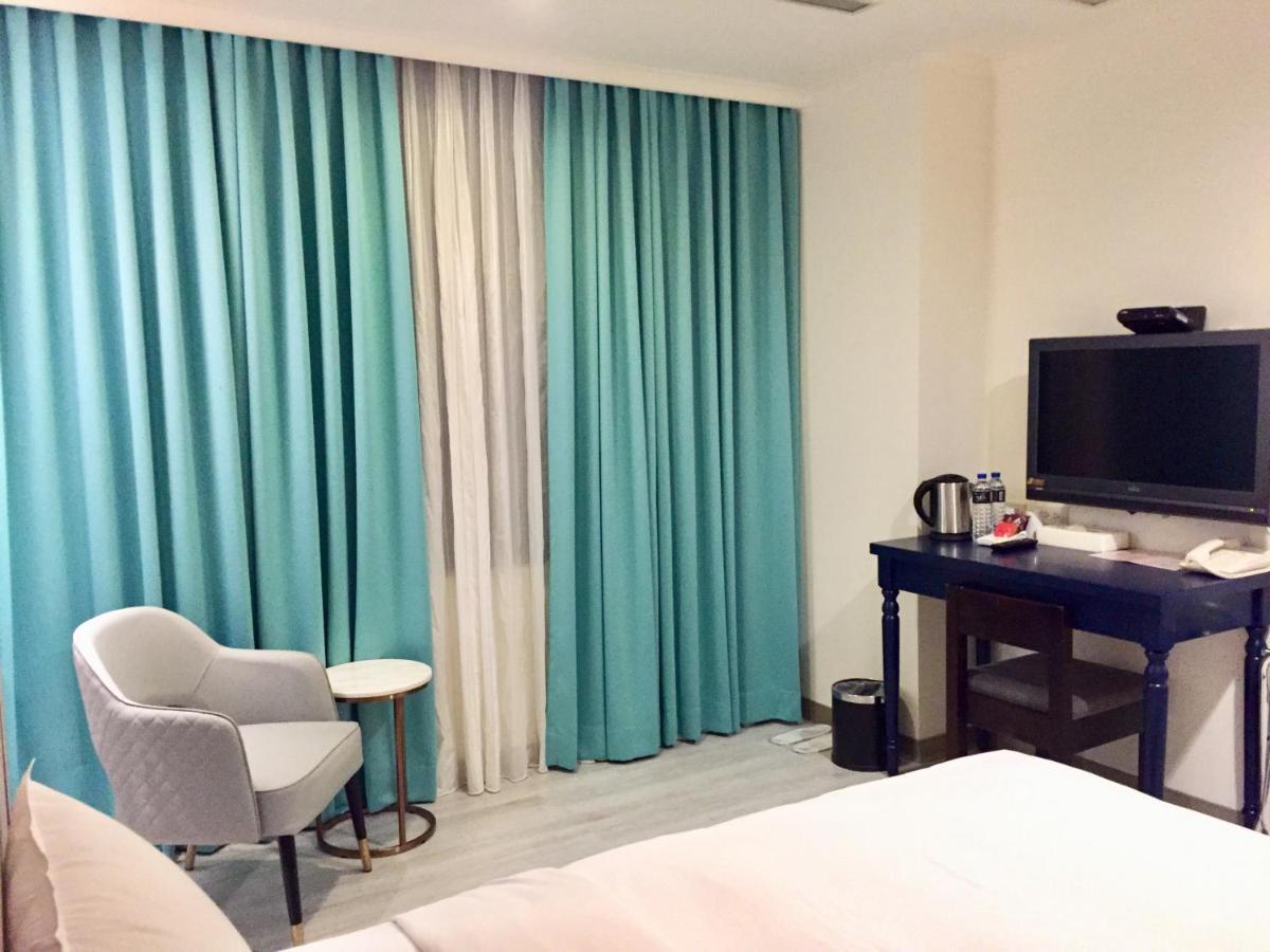 Garden Hotel Taichung Buitenkant foto