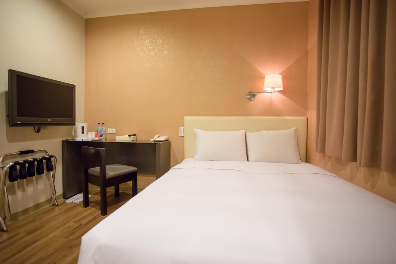 Garden Hotel Taichung Buitenkant foto