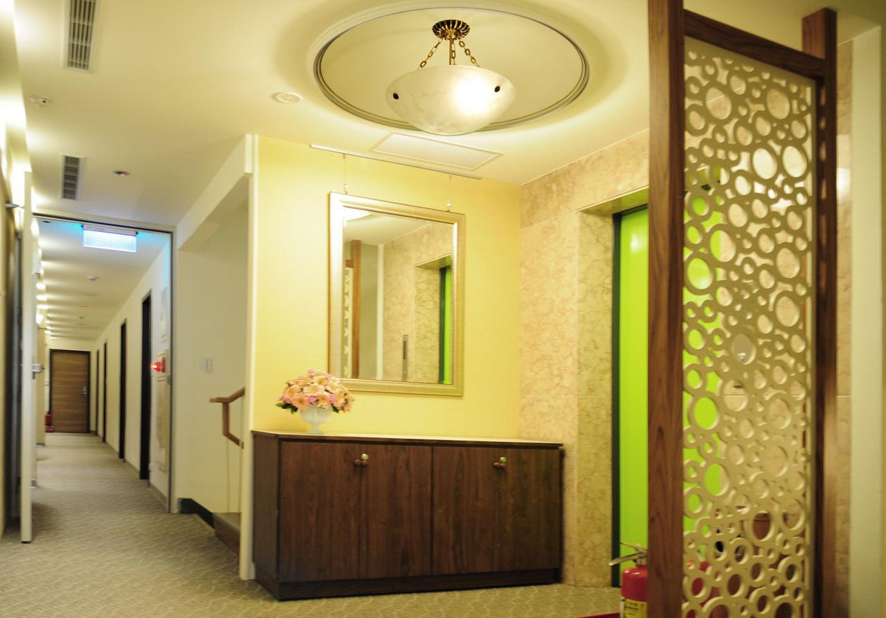 Garden Hotel Taichung Buitenkant foto
