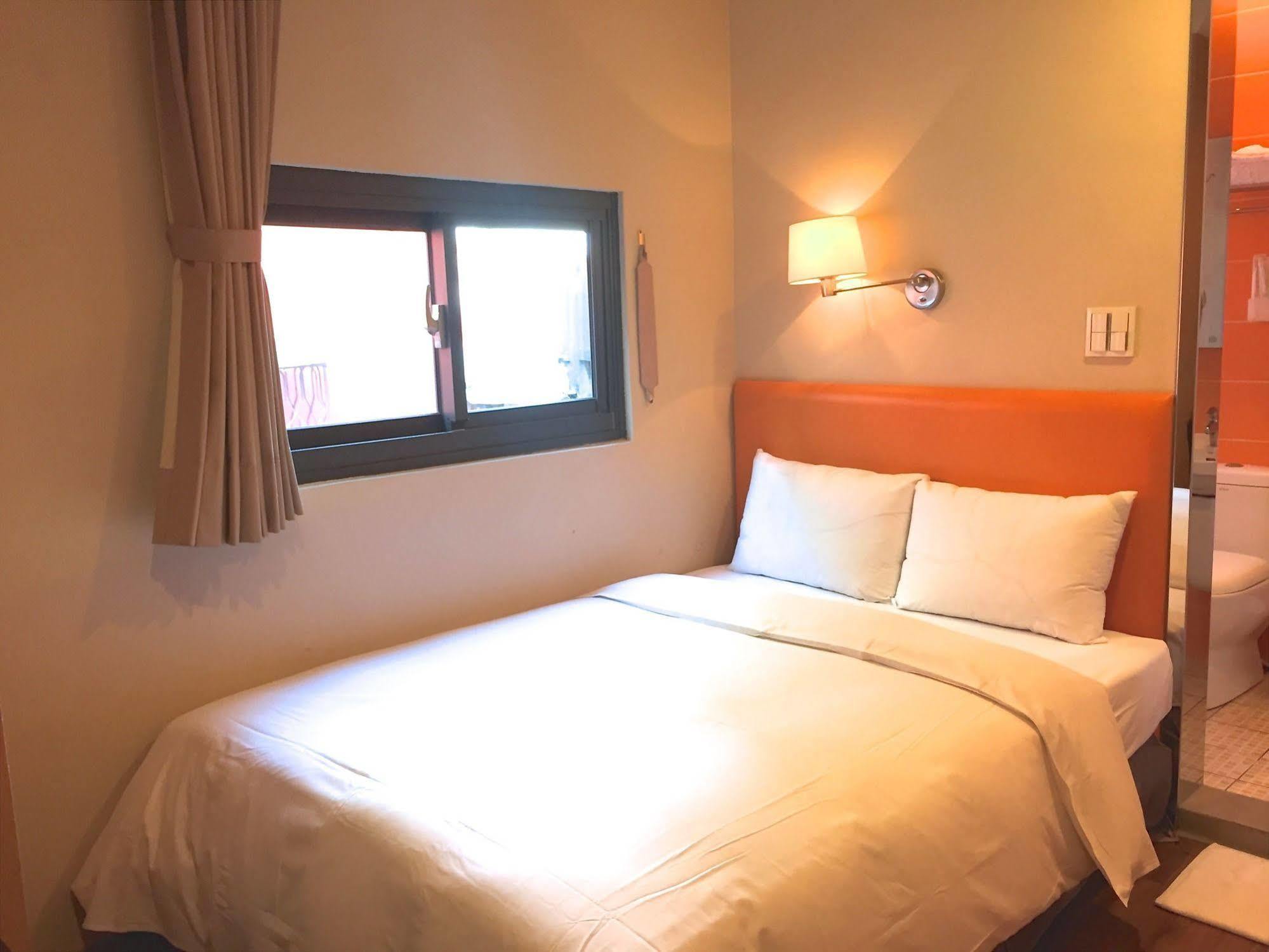 Garden Hotel Taichung Buitenkant foto